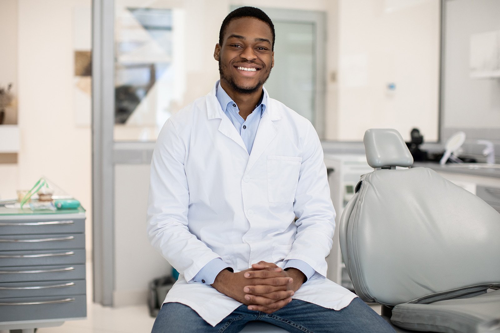 Dry Mouth and Dental Health: How Low Saliva Can Increase Your Risk of Cavities